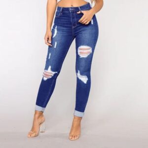 Pantalones vaqueros con flecos
